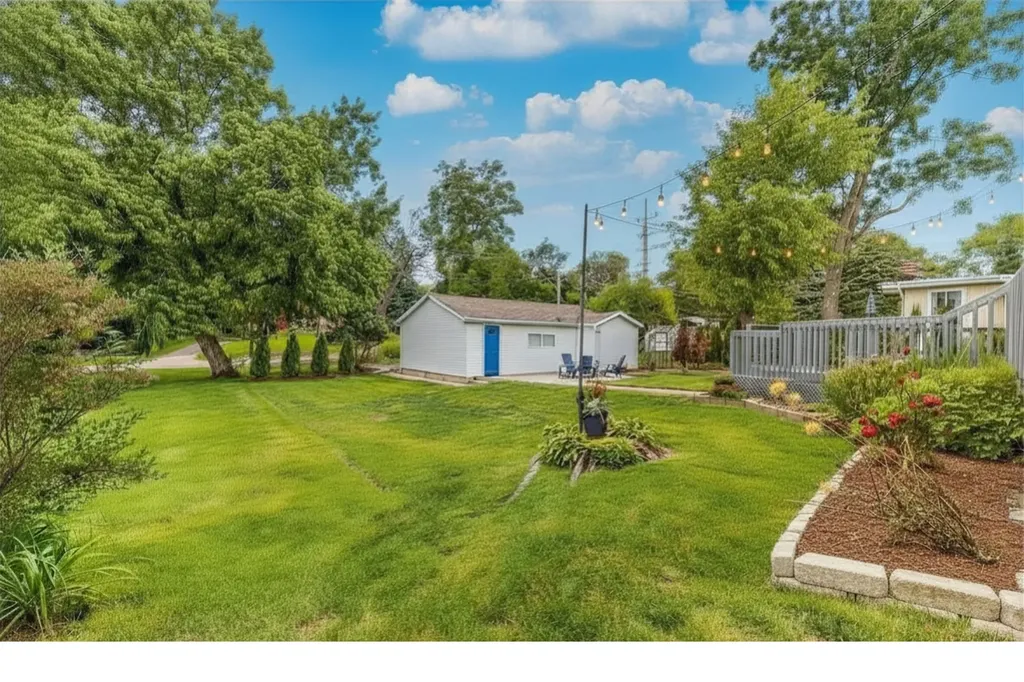 310 South Summit Street Wheaton IL 60187