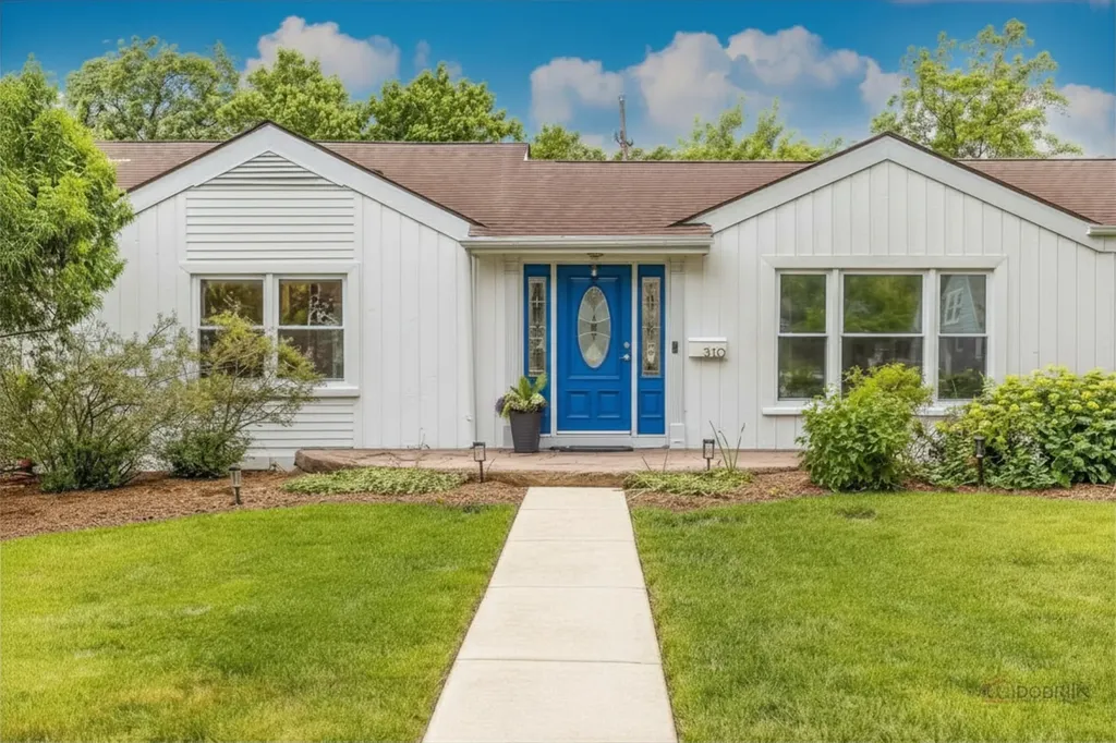 310 South Summit Street Wheaton IL 60187