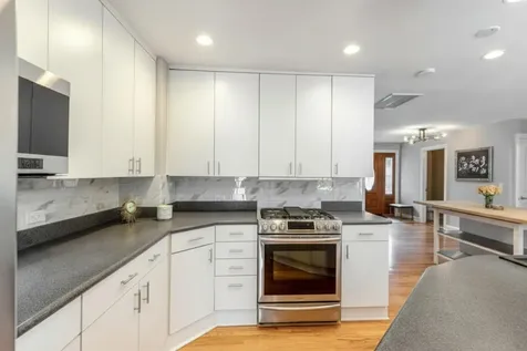 310 South Summit Street Wheaton IL 60187