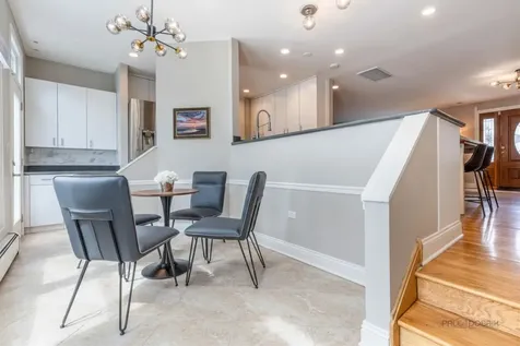 310 South Summit Street Wheaton IL 60187