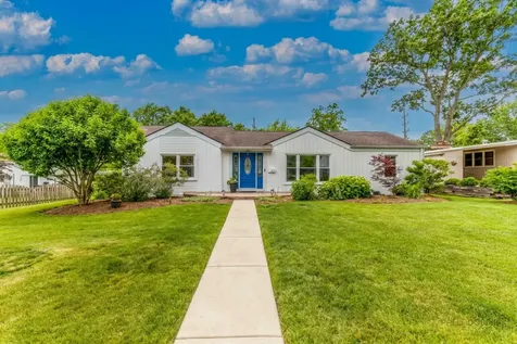 310 South Summit Street Wheaton IL 60187