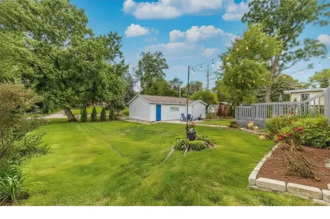 310 South Summit Street Wheaton IL 60187