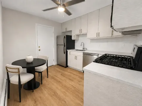 9656 Golf Terrace Des Plaines IL 60016