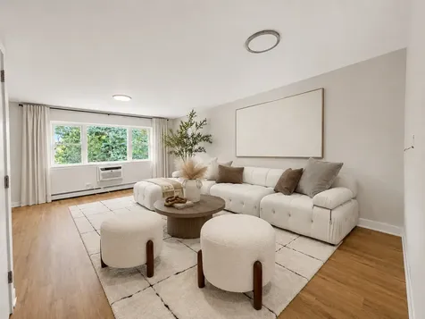 9656 Golf Terrace Des Plaines IL 60016