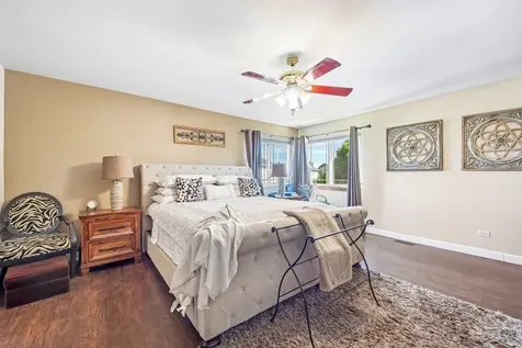 1708 Sunshine Lane Zion IL 60099