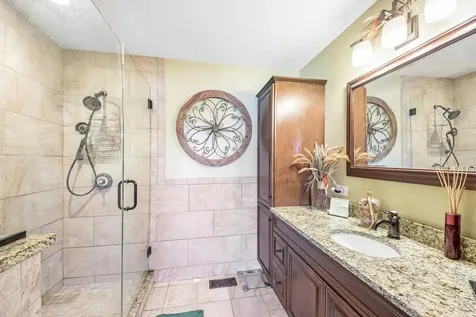 1708 Sunshine Lane Zion IL 60099