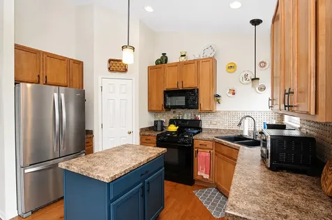 2970 Strauss Court Woodstock IL 60098