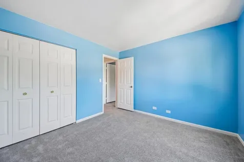 124 West Morningside Lane Buffalo Grove IL 60089