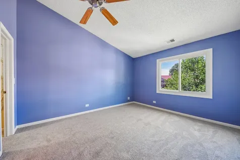 124 West Morningside Lane Buffalo Grove IL 60089
