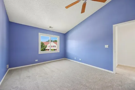 124 West Morningside Lane Buffalo Grove IL 60089