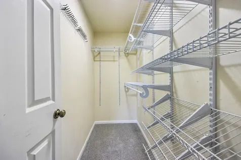 124 West Morningside Lane Buffalo Grove IL 60089