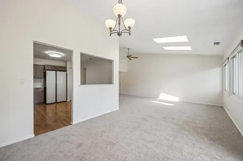 124 West Morningside Lane Buffalo Grove IL 60089