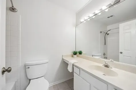 124 West Morningside Lane Buffalo Grove IL 60089