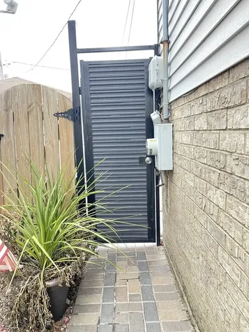 7051 West 64th Place Chicago IL 60638