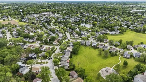 5039 Chambers Drive Hoffman Estates IL 60010