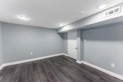 1121 North Leclaire Avenue Chicago IL 60651