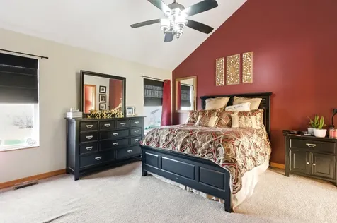 398 Essex Drive Oswego IL 60543