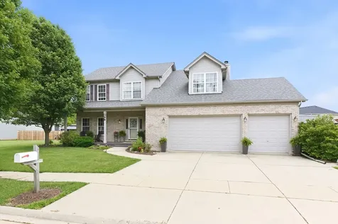 398 Essex Drive Oswego IL 60543