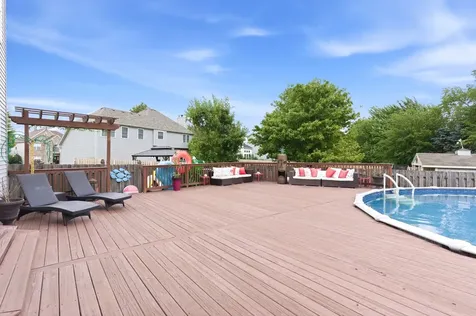 398 Essex Drive Oswego IL 60543