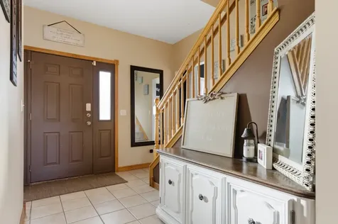 398 Essex Drive Oswego IL 60543