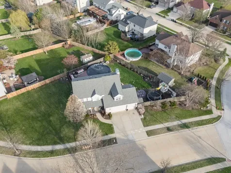 398 Essex Drive Oswego IL 60543