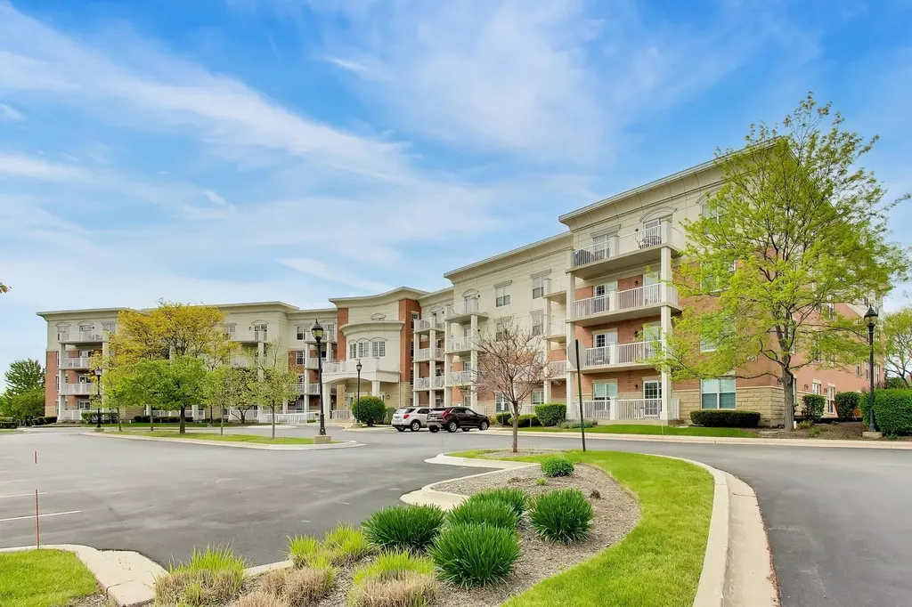 601 West Rand Road Arlington Heights IL 60004