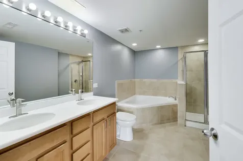 601 West Rand Road Arlington Heights IL 60004