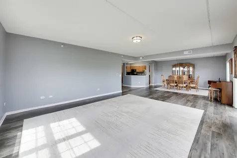 601 West Rand Road Arlington Heights IL 60004