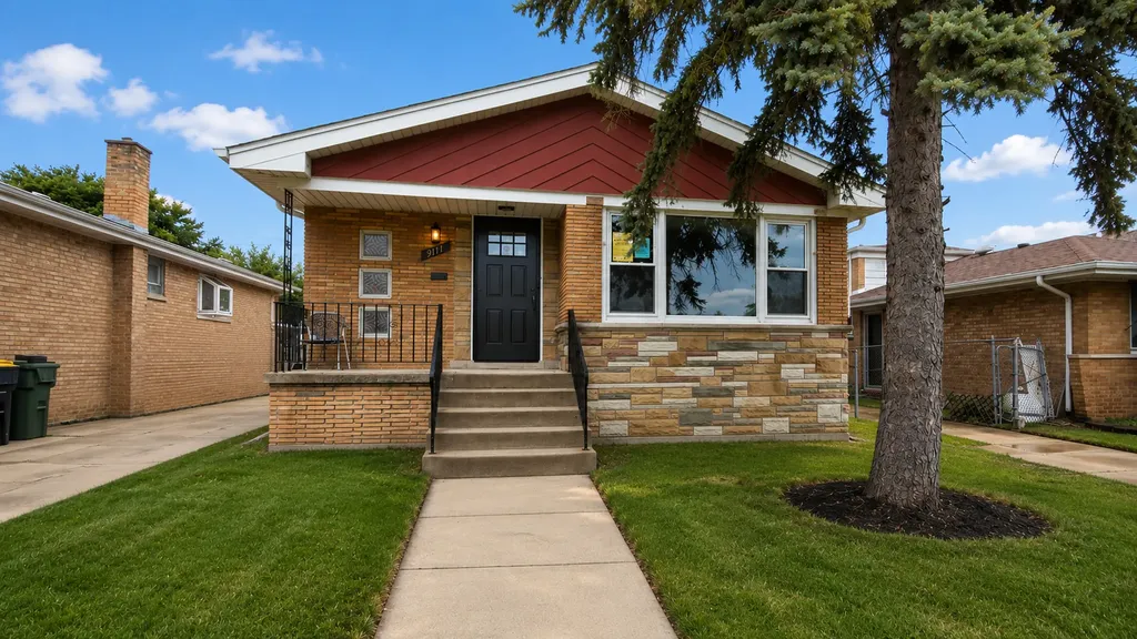 9117 South Saint Louis Avenue Evergreen Park IL 60805
