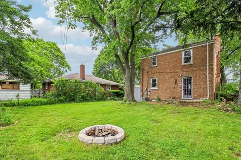 8646 Harms Road Skokie IL 60077