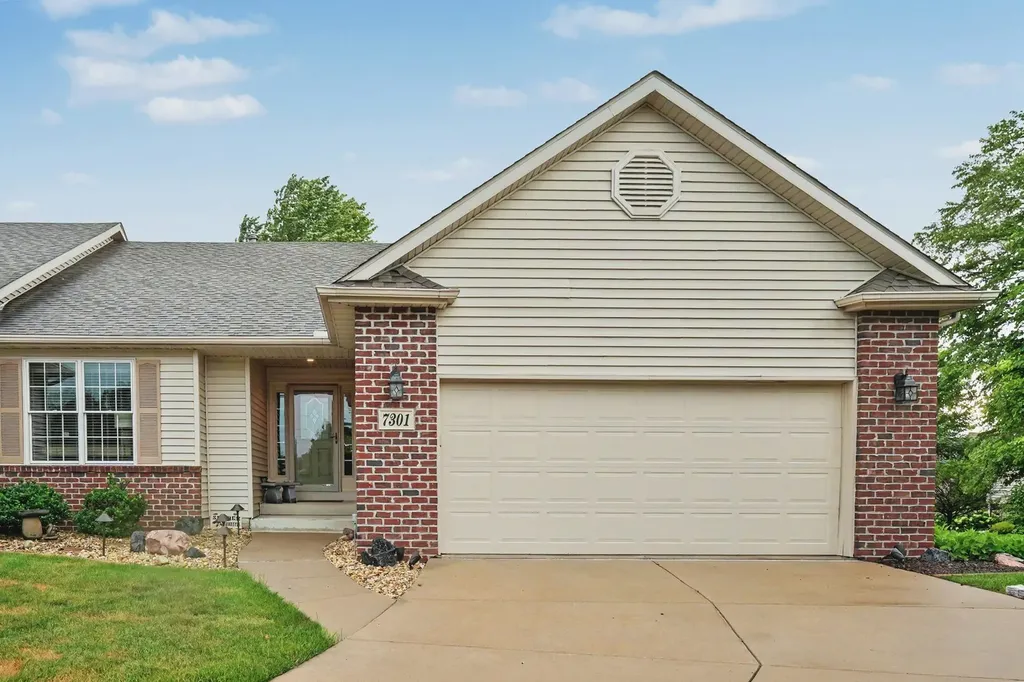 7301 35TH Avenue Court Moline IL 61265