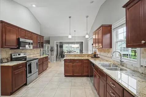 7301 35TH Avenue Court Moline IL 61265