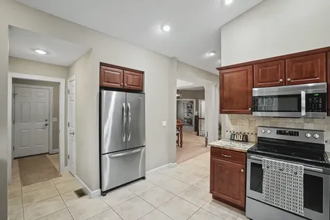 7301 35TH Avenue Court Moline IL 61265