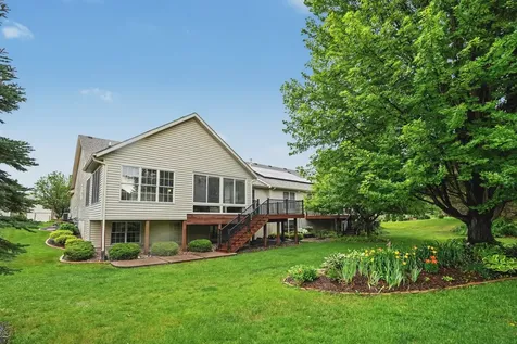 7301 35TH Avenue Court Moline IL 61265