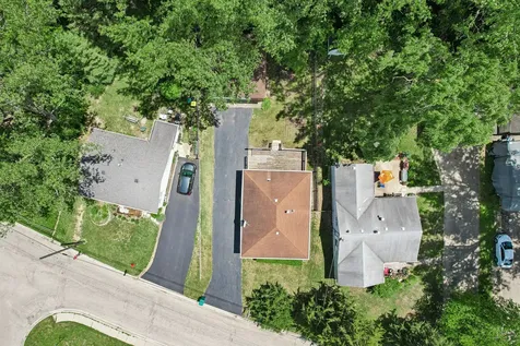 91 Bay Road Fox Lake IL 60020