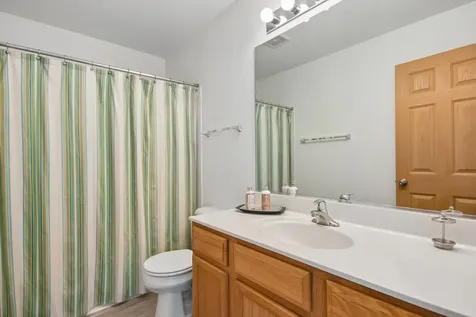 502 Heritage Court St. Charles IL 60175