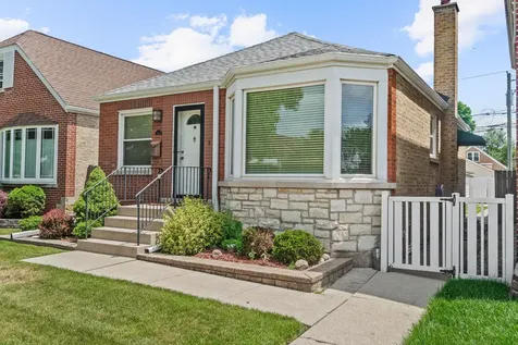 5041 North New England Avenue Chicago IL 60656
