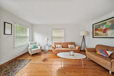 5041 North New England Avenue Chicago IL 60656