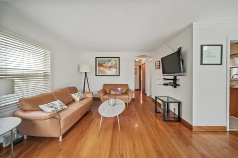 5041 North New England Avenue Chicago IL 60656