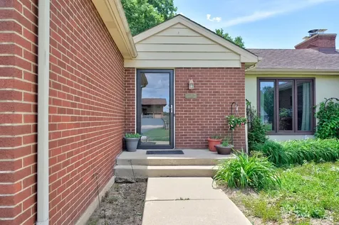 14385 West Sheryl Lynn Drive Wadsworth IL 60083