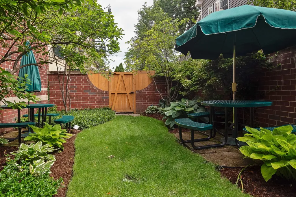 1107 Greenleaf Avenue Wilmette IL 60091
