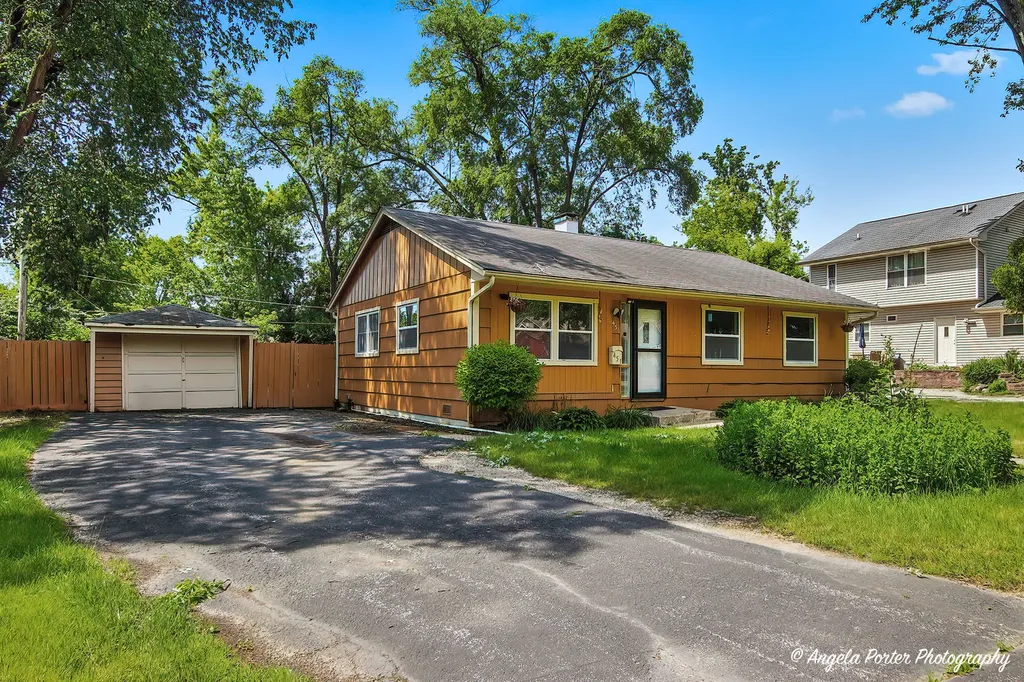 451 South Lakeshore Drive Mundelein IL 60060