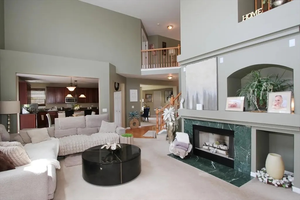 9844 Fairfield Road Huntley IL 60142