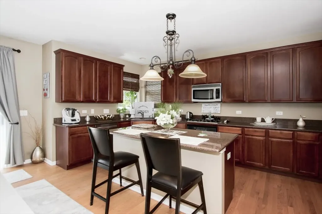 9844 Fairfield Road Huntley IL 60142