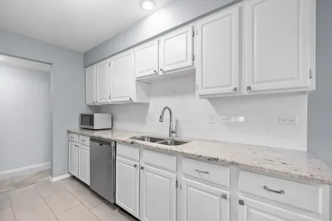 1533 North Courtland Drive Arlington Heights IL 60004