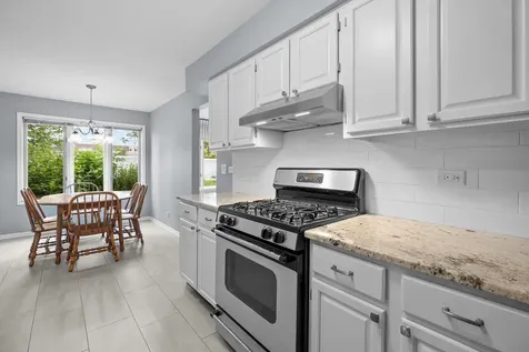 1533 North Courtland Drive Arlington Heights IL 60004