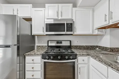 8029 Lincoln Avenue Skokie IL 60077