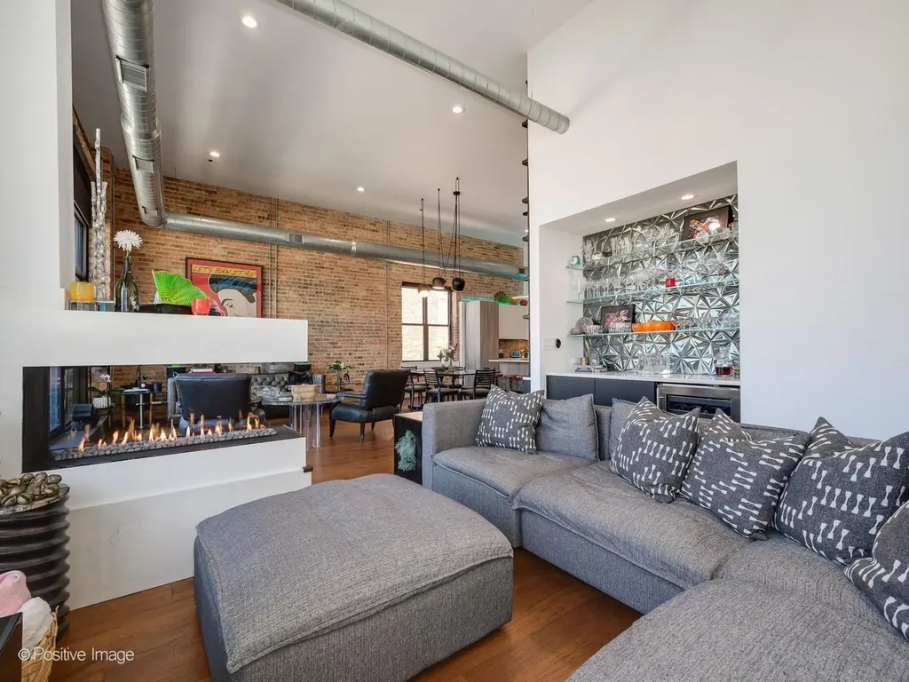 23 North Green Street Chicago IL 60607