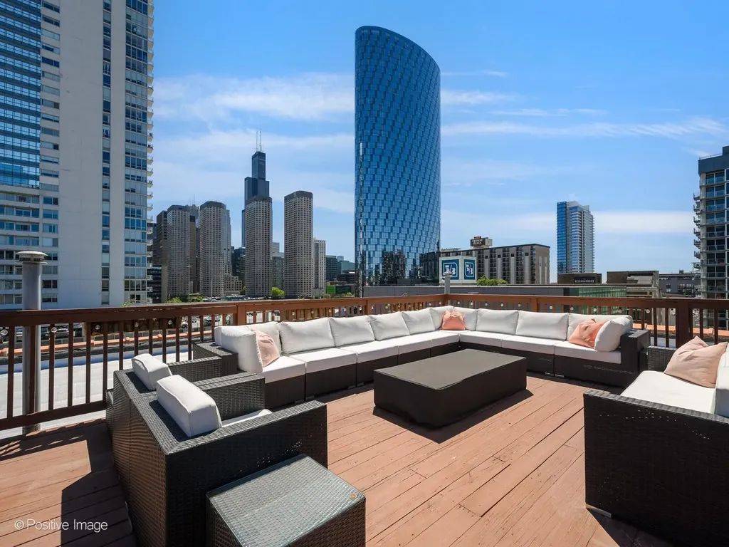 23 North Green Street Chicago IL 60607