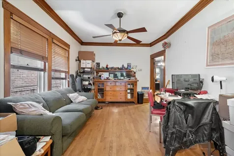 3404 North Tripp Avenue Chicago IL 60641